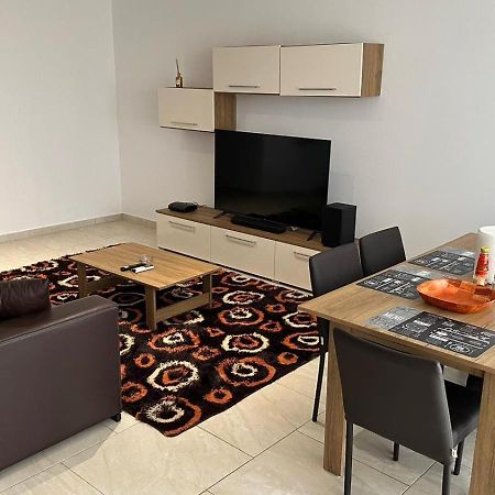 Żebbuġ Your Elegant Home Away From Home Shared Apartment Only With Host מראה חיצוני תמונה