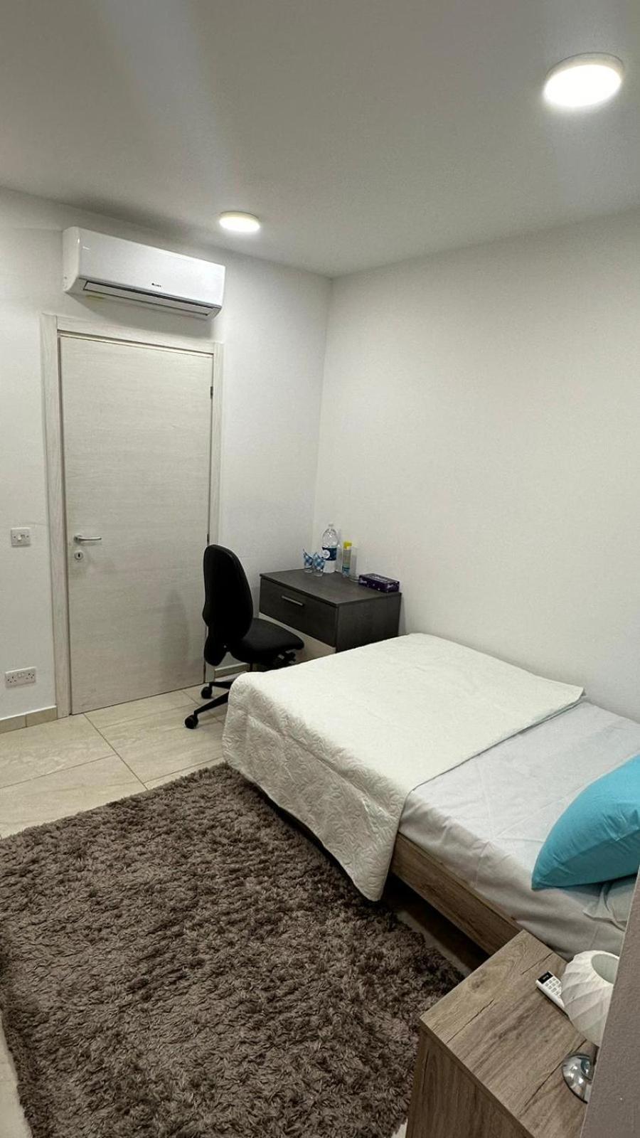 Żebbuġ Your Elegant Home Away From Home Shared Apartment Only With Host מראה חיצוני תמונה